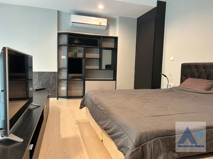 8  1 br Condominium for rent and sale in Sukhumvit ,Bangkok BTS Phra khanong at Rhythm Sukhumvit 44/1   AA31941