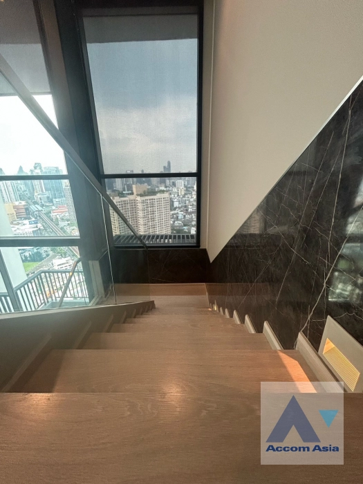 6  1 br Condominium for rent and sale in Sukhumvit ,Bangkok BTS Phra khanong at Rhythm Sukhumvit 44/1   AA31941