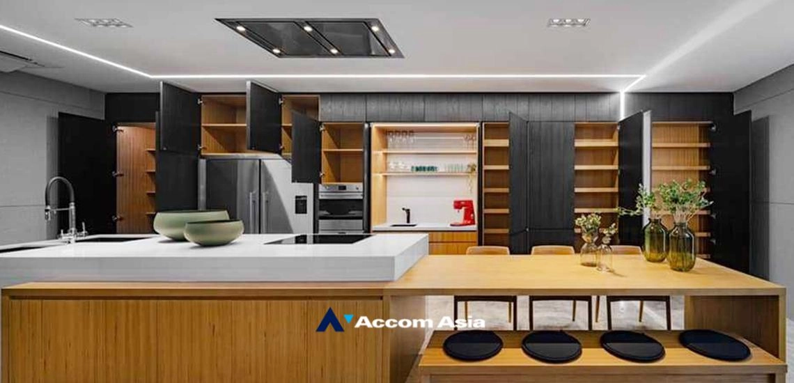  1  3 br House For Sale in Sathorn ,Bangkok BTS Surasak AA31946