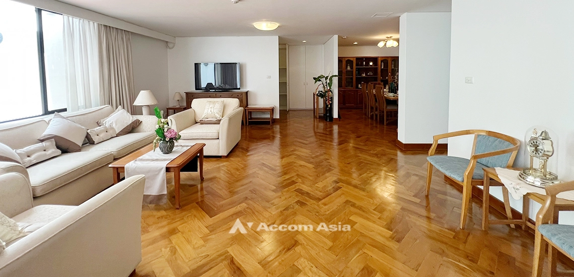 unitPet friendly |  4 Bedrooms  Apartment For Rent in Sathorn, Bangkok  near BTS Sala Daeng - MRT Lumphini (AA31947)