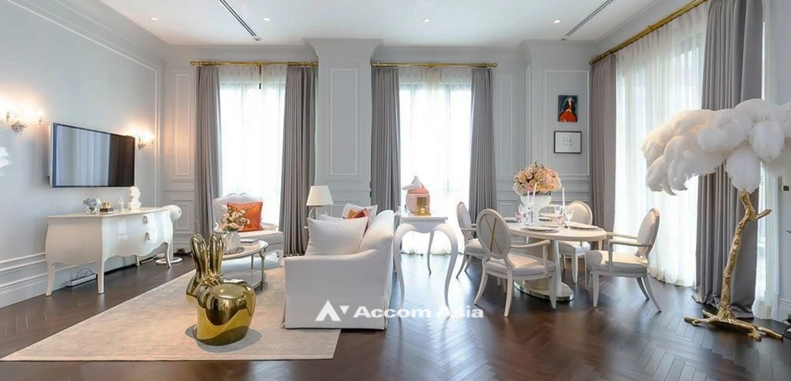 5  2 br Condominium For Sale in Ploenchit ,Bangkok BTS Ploenchit at 98 Wireless AA31948