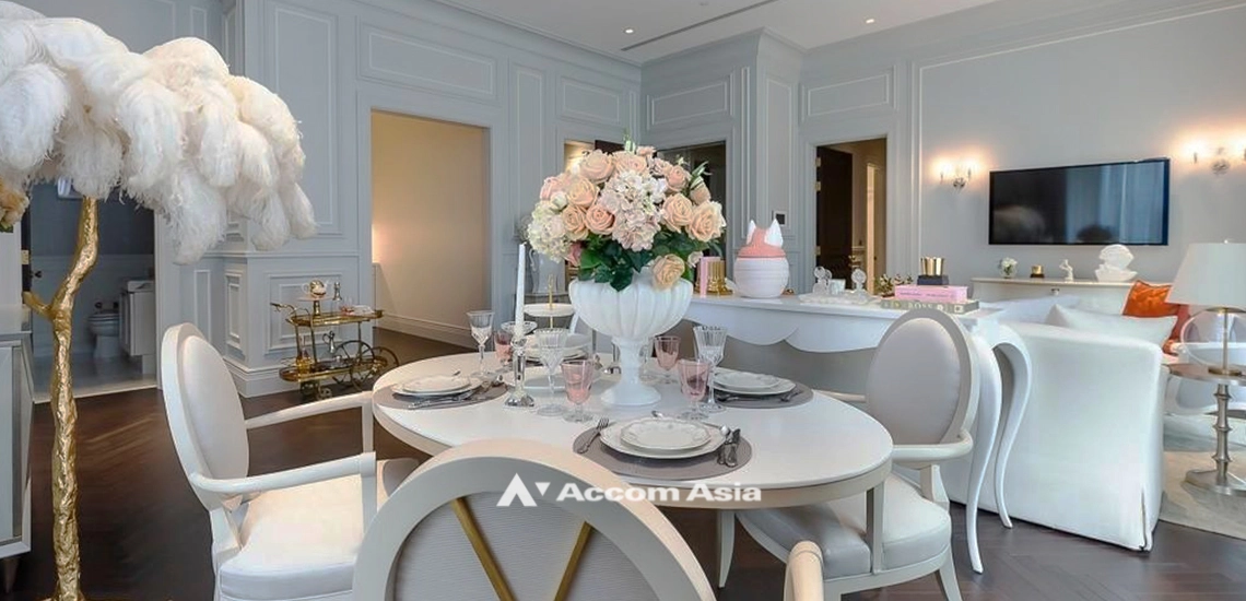 8  2 br Condominium For Sale in Ploenchit ,Bangkok BTS Ploenchit at 98 Wireless AA31948