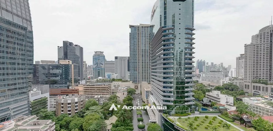 24  2 br Condominium For Sale in Ploenchit ,Bangkok BTS Ploenchit at 98 Wireless AA31948