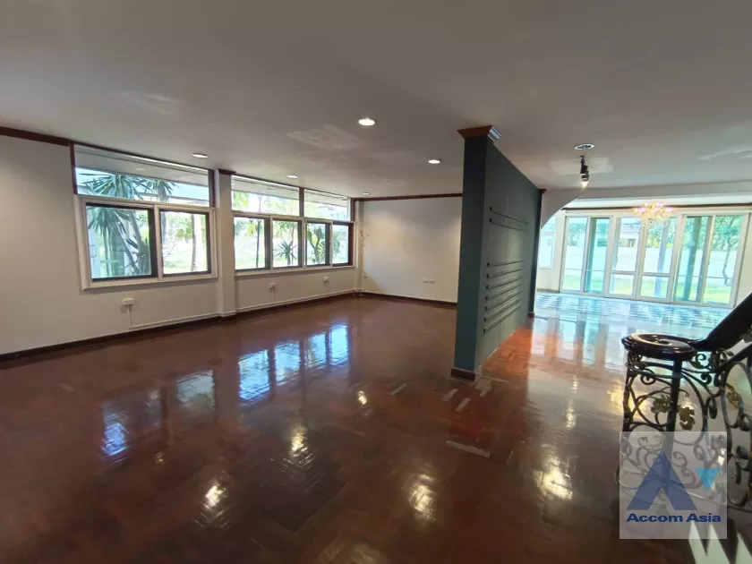 14  4 br House for rent and sale in pattanakarn ,Bangkok BTS On Nut AA31952