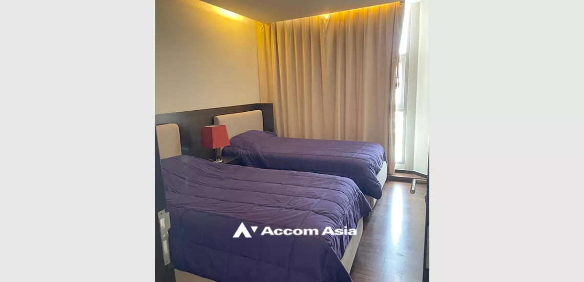  2 Bedrooms  Condominium For Rent in Sathorn, Bangkok  near BTS Chong Nonsi - BRT Arkhan Songkhro (AA31955)