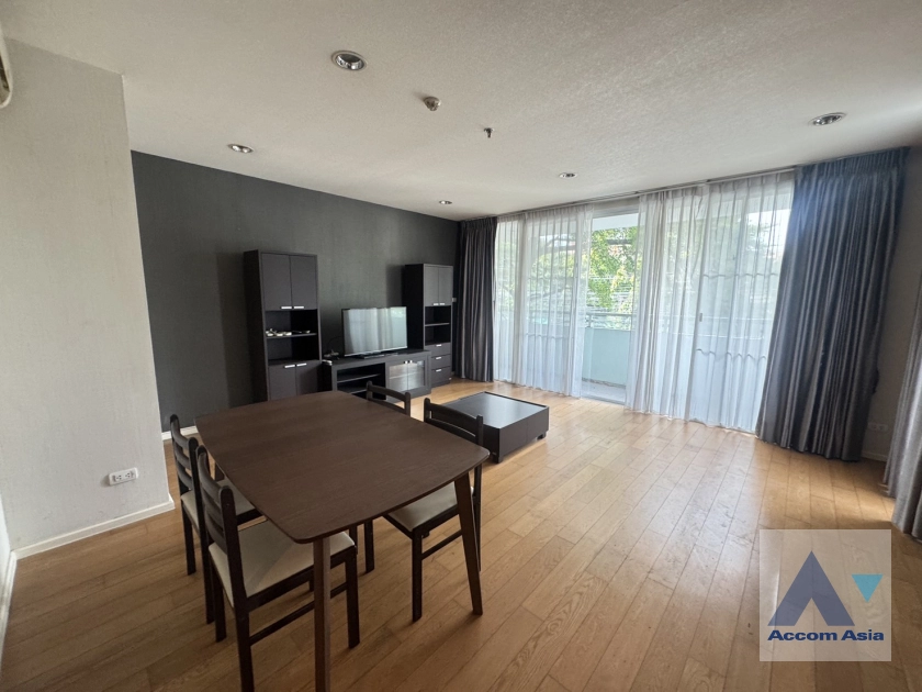 unitLow-rise condo for SALE 2 Bedrooms, near BTS Thong Lo (AA31972)