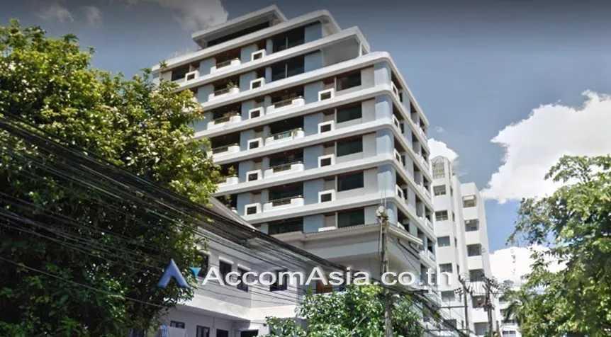 Pet friendly |  2 Bedrooms  Apartment For Rent in Sathorn, Bangkok  near BTS Surasak (AA31975)
