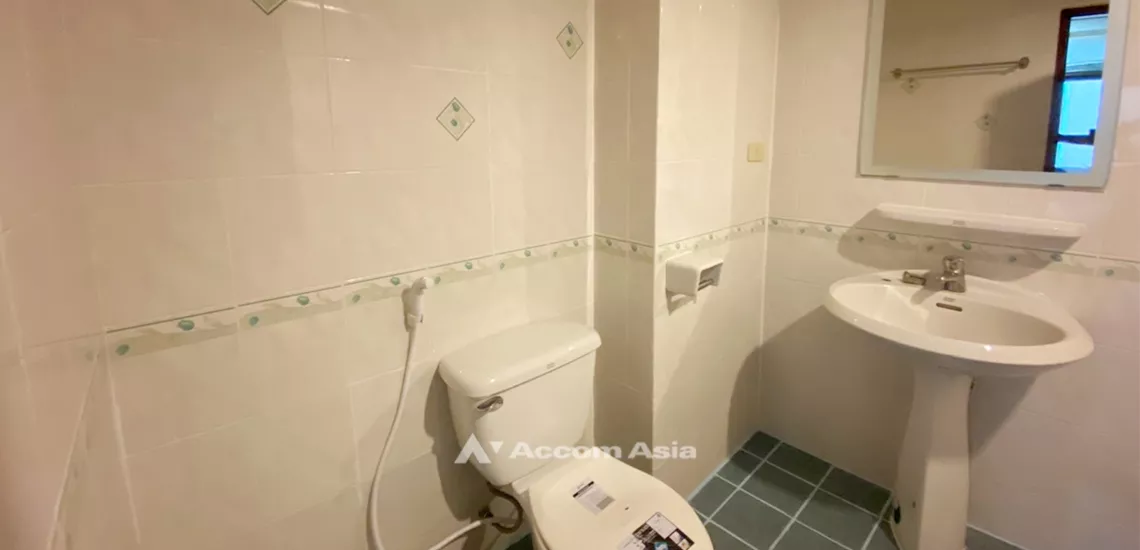 19  3 br Apartment For Rent in Sukhumvit ,Bangkok BTS Phrom Phong at Homey and relaxed AA31997