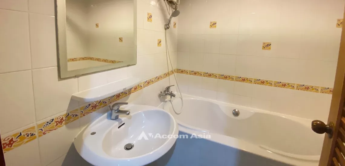 17  3 br Apartment For Rent in Sukhumvit ,Bangkok BTS Phrom Phong at Homey and relaxed AA31997