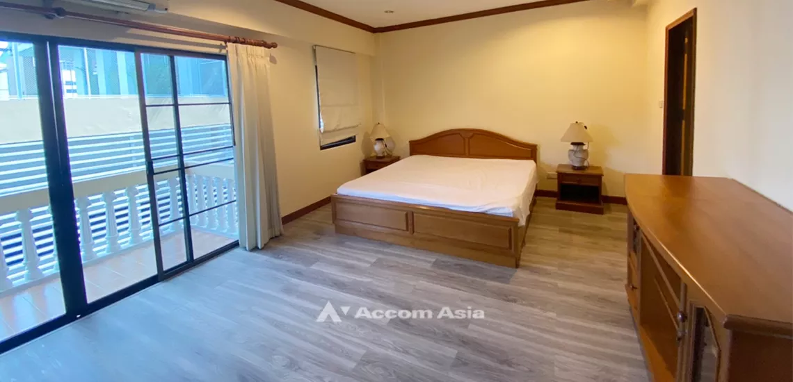 10  3 br Apartment For Rent in Sukhumvit ,Bangkok BTS Phrom Phong at Homey and relaxed AA31997