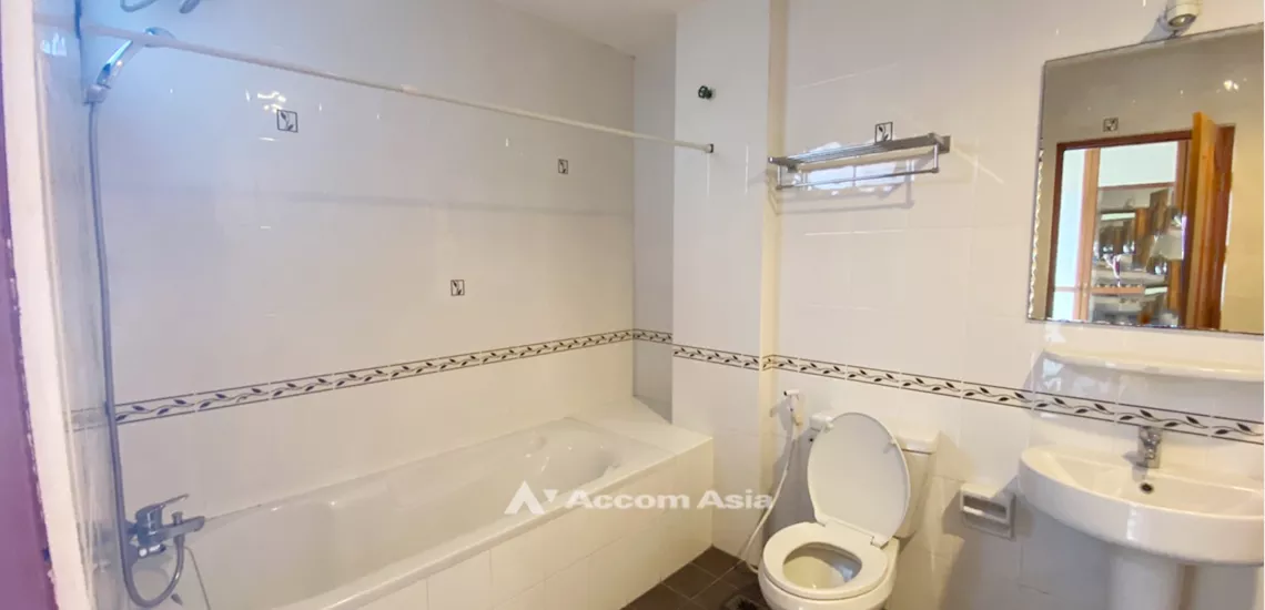 9  3 br Apartment For Rent in Sukhumvit ,Bangkok BTS Phrom Phong at Homey and relaxed AA31998