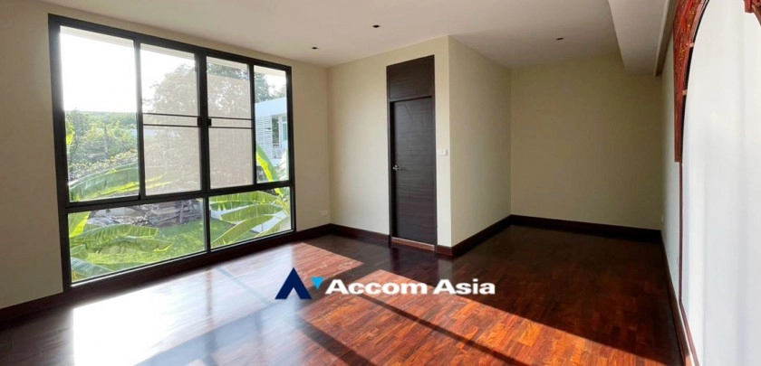 16  3 br House for rent and sale in Sukhumvit ,Bangkok BTS Punnawithi AA32002