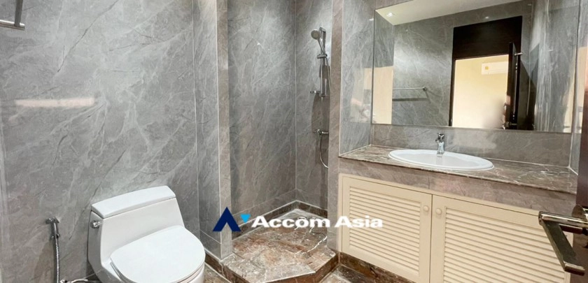 19  3 br House for rent and sale in Sukhumvit ,Bangkok BTS Punnawithi AA32002