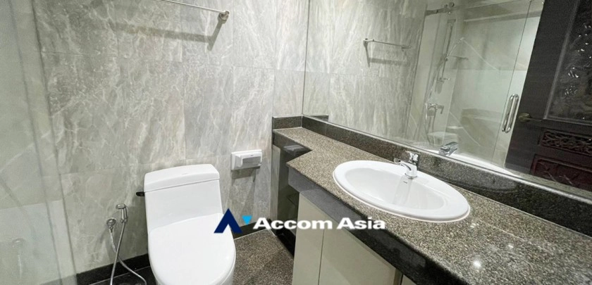 20  3 br House for rent and sale in Sukhumvit ,Bangkok BTS Punnawithi AA32002