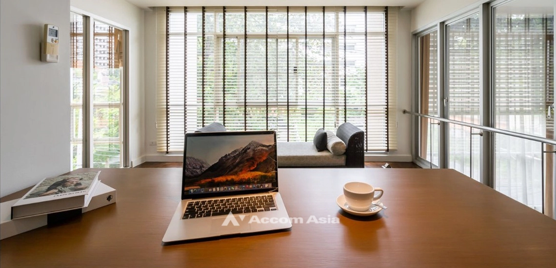 7  3 br Apartment For Rent in Sukhumvit ,Bangkok BTS Thong Lo at Modern Residential Serviced Apartment in Thong lo AA32004