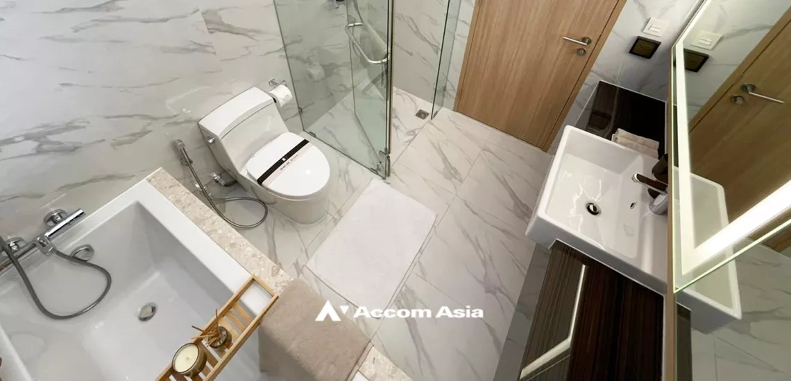 20  3 br Condominium For Sale in Sukhumvit ,Bangkok BTS Asok - MRT Sukhumvit at Noble BE19 AA32024