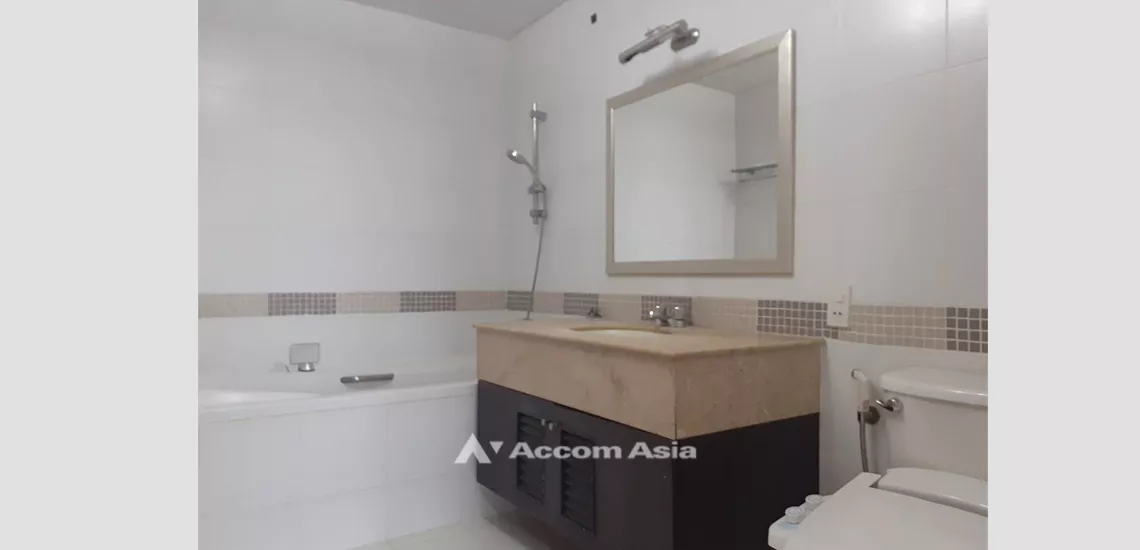 16  3 br Condominium For Rent in Sukhumvit ,Bangkok BTS Phrom Phong at Acadamia Grand Tower AA32026