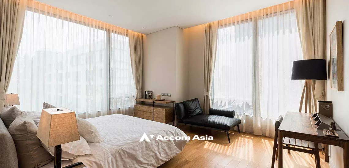 unit 1 Bedroom  Condominium For Rent in Ploenchit, Bangkok  near BTS Chitlom (AA32032)
