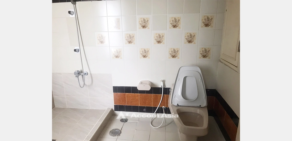 18  4 br Condominium For Rent in Sukhumvit ,Bangkok BTS Phrom Phong at Mano Tower AA32040