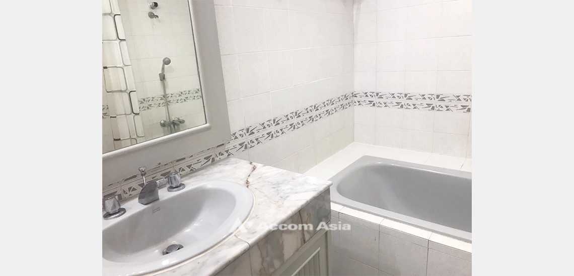 17  4 br Condominium For Rent in Sukhumvit ,Bangkok BTS Phrom Phong at Mano Tower AA32040