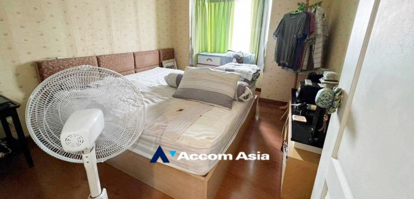 unit 2 Bedrooms  Condominium For Sale in Sukhumvit, Bangkok  near BTS On Nut (AA32045)