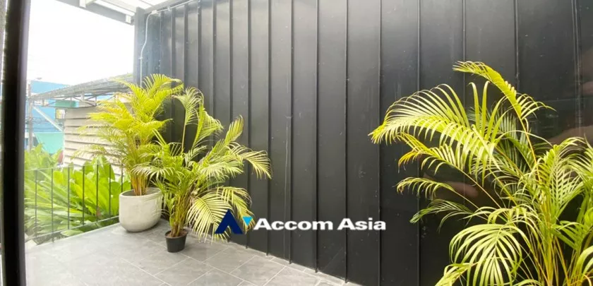 16  4 br House For Sale in pattanakarn ,Bangkok BTS On Nut AA32052