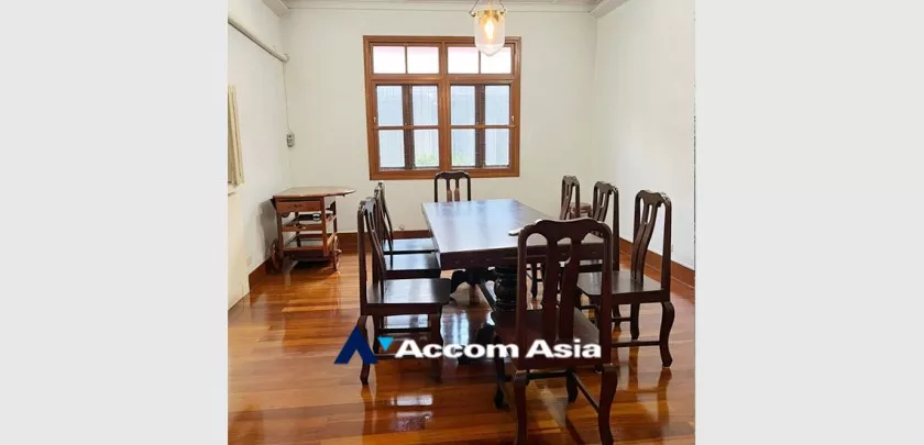 7  4 br House For Rent in sathorn ,Bangkok BTS Ratchadamri AA32055