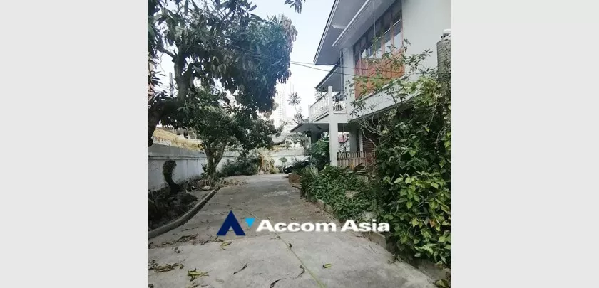 19  4 br House For Rent in Ploenchit ,Bangkok BTS Ratchadamri AA32055