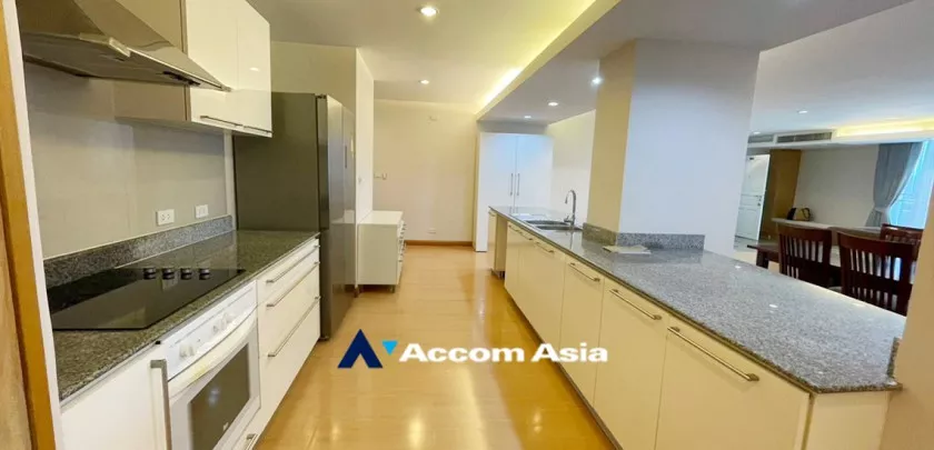 4  3 br Apartment For Rent in Ploenchit ,Bangkok BTS Ratchadamri at Step to Lumpini Park AA32060