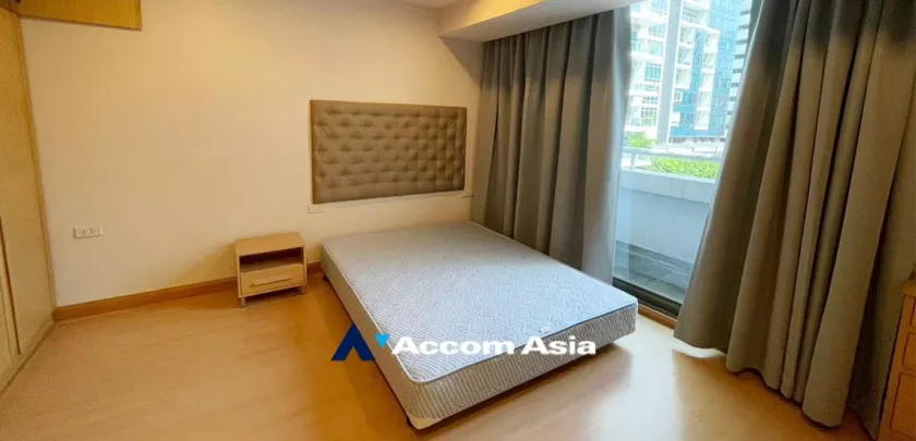 9  3 br Apartment For Rent in Ploenchit ,Bangkok BTS Ratchadamri at Step to Lumpini Park AA32060