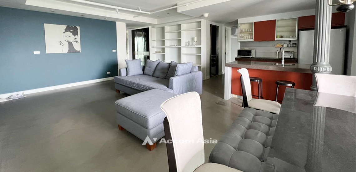 Urbana Langsuan Condominium  2 Bedroom for Sale & Rent BTS Chitlom in Ploenchit Bangkok