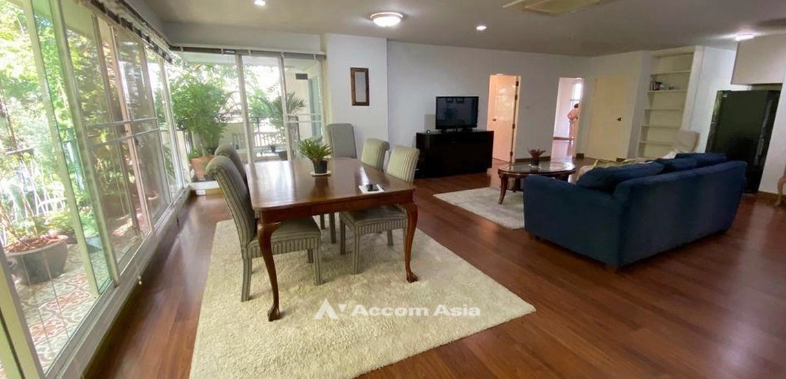 unit 2 Bedrooms  Apartment For Rent in Sukhumvit, Bangkok  near BTS Phrom Phong (AA32078)