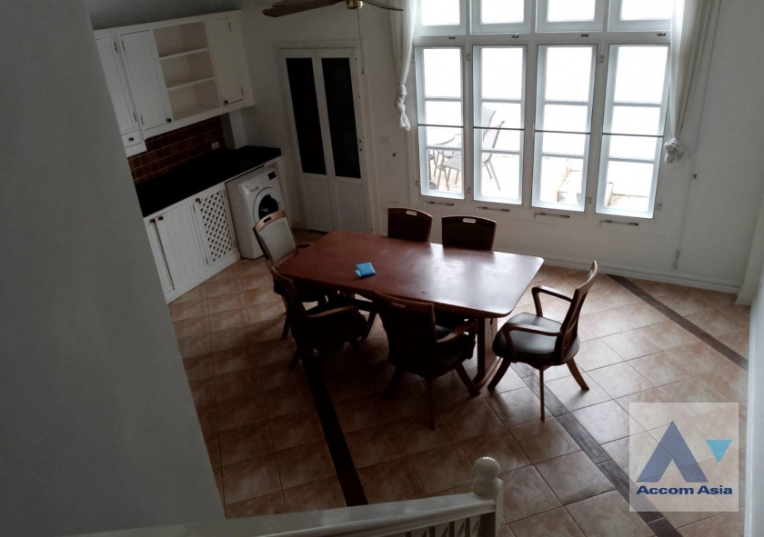  1  3 br Townhouse for rent and sale in Bang Na ,Bangkok BTS Bearing at Fantasia Villa 2 AA32082
