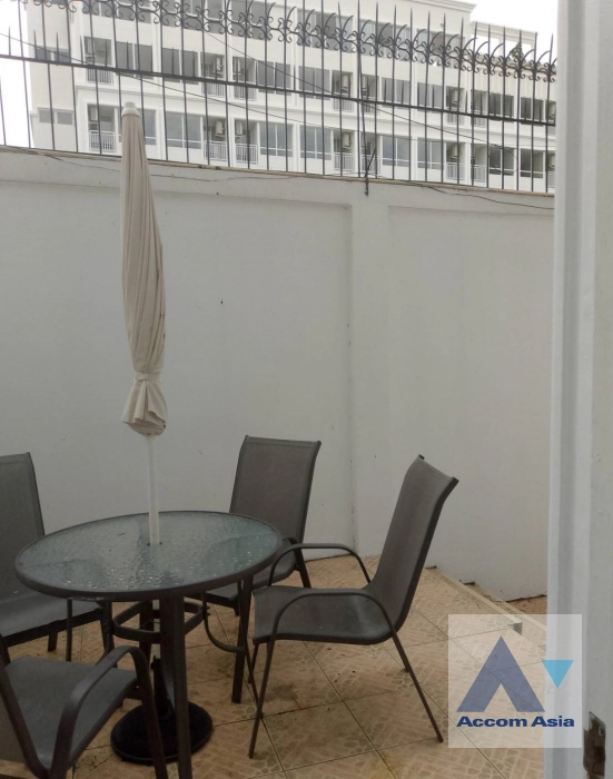 18  3 br Townhouse for rent and sale in Bang Na ,Bangkok BTS Bearing at Fantasia Villa 2 AA32082