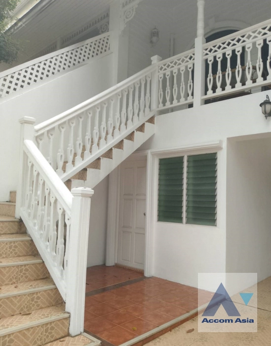 20  3 br Townhouse for rent and sale in Bang Na ,Bangkok BTS Bearing at Fantasia Villa 2 AA32082
