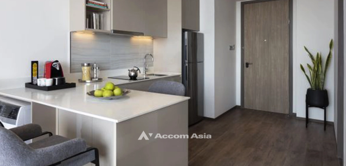  1  Studio Apartment For Rent in Sathorn ,Bangkok BTS Chong Nonsi at Luxury Serviced Apartment on Sathon Road AA32087