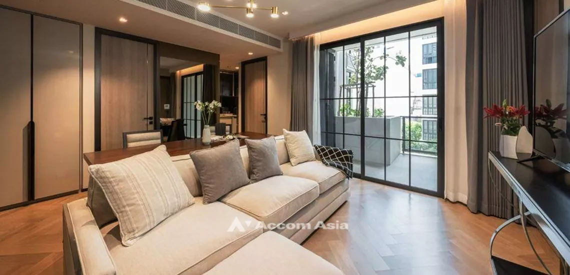  2 Bedrooms  Condominium For Rent & Sale in Sukhumvit, Bangkok  near BTS Ekkamai (AA32097)