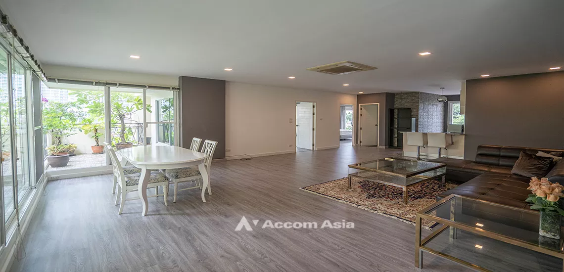 unitPet friendly |  2 Bedrooms  Apartment For Rent in Sukhumvit, Bangkok  near BTS Phrom Phong (AA32103)