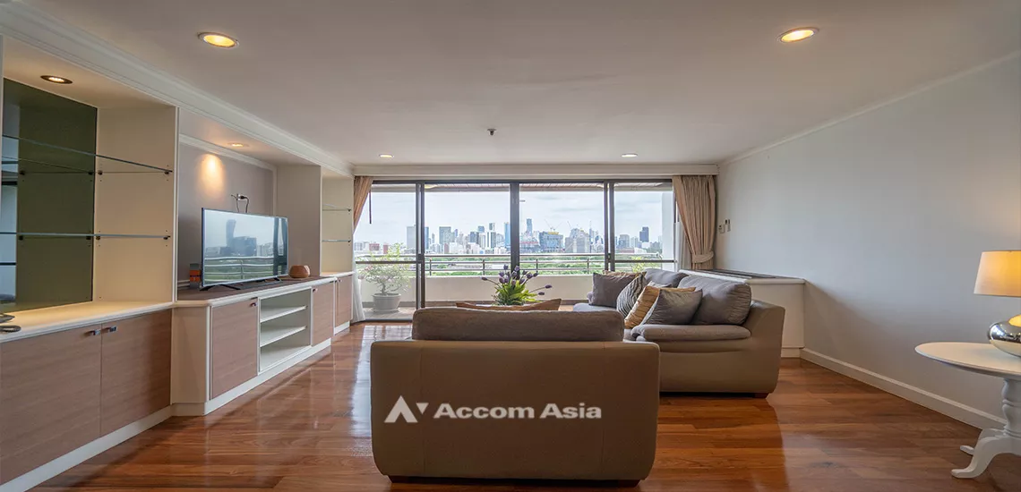  1  3 br Apartment For Rent in Sukhumvit ,Bangkok BTS Asok - MRT Sukhumvit at Warm Family Atmosphere AA32112