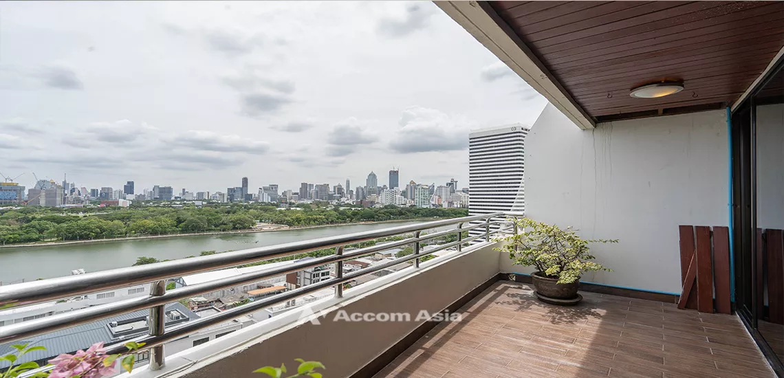8  3 br Apartment For Rent in Sukhumvit ,Bangkok BTS Asok - MRT Sukhumvit at Warm Family Atmosphere AA32112