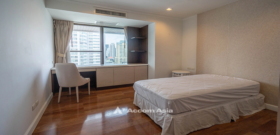 7  3 br Apartment For Rent in Sukhumvit ,Bangkok BTS Asok - MRT Sukhumvit at Warm Family Atmosphere AA32113