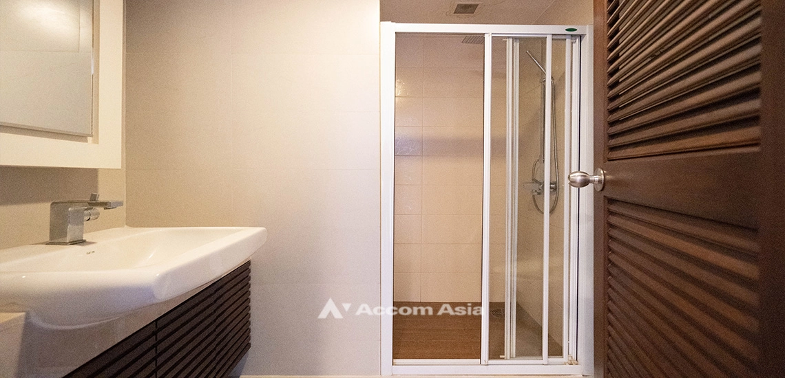 10  3 br Apartment For Rent in Sukhumvit ,Bangkok BTS Asok - MRT Sukhumvit at Warm Family Atmosphere AA32113
