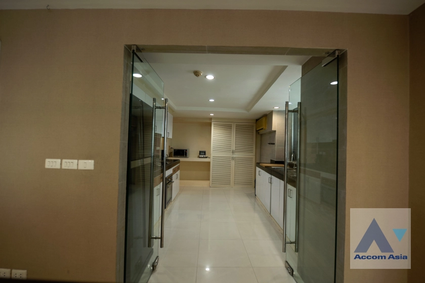 11  3 br Condominium for rent and sale in Sukhumvit ,Bangkok  at President Park Sukhumvit 24   AA32116