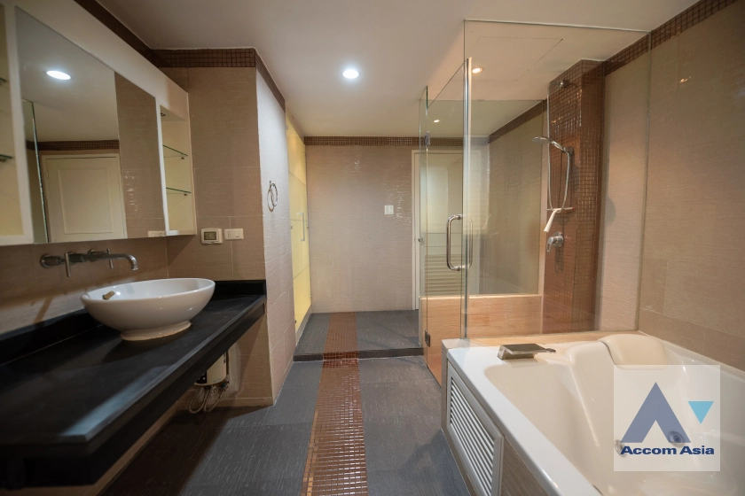 25  3 br Condominium for rent and sale in Sukhumvit ,Bangkok  at President Park Sukhumvit 24   AA32116