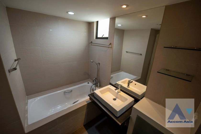 32  3 br Condominium for rent and sale in Sukhumvit ,Bangkok  at President Park Sukhumvit 24   AA32116