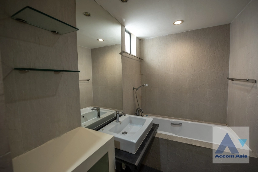 34  3 br Condominium for rent and sale in Sukhumvit ,Bangkok  at President Park Sukhumvit 24   AA32116