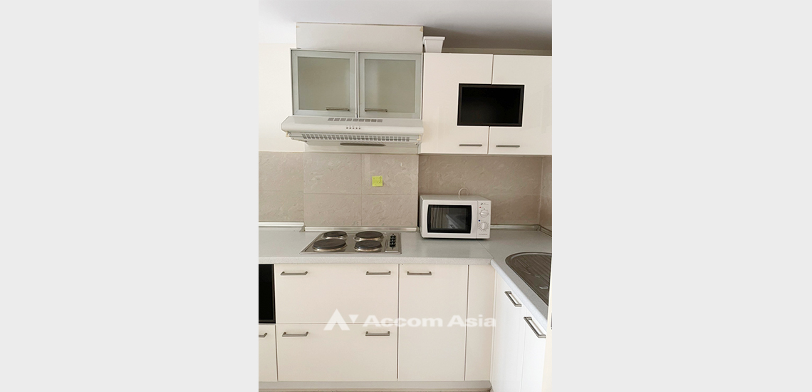 unit 2 Bedrooms  Condominium For Rent in Sukhumvit, Bangkok  near BTS Phrom Phong (AA32119)
