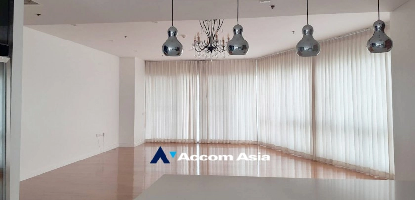 unitPet friendly |  4 Bedrooms  Condominium For Rent & Sale in Sukhumvit, Bangkok  near BTS Asok - MRT Sukhumvit (AA32122)