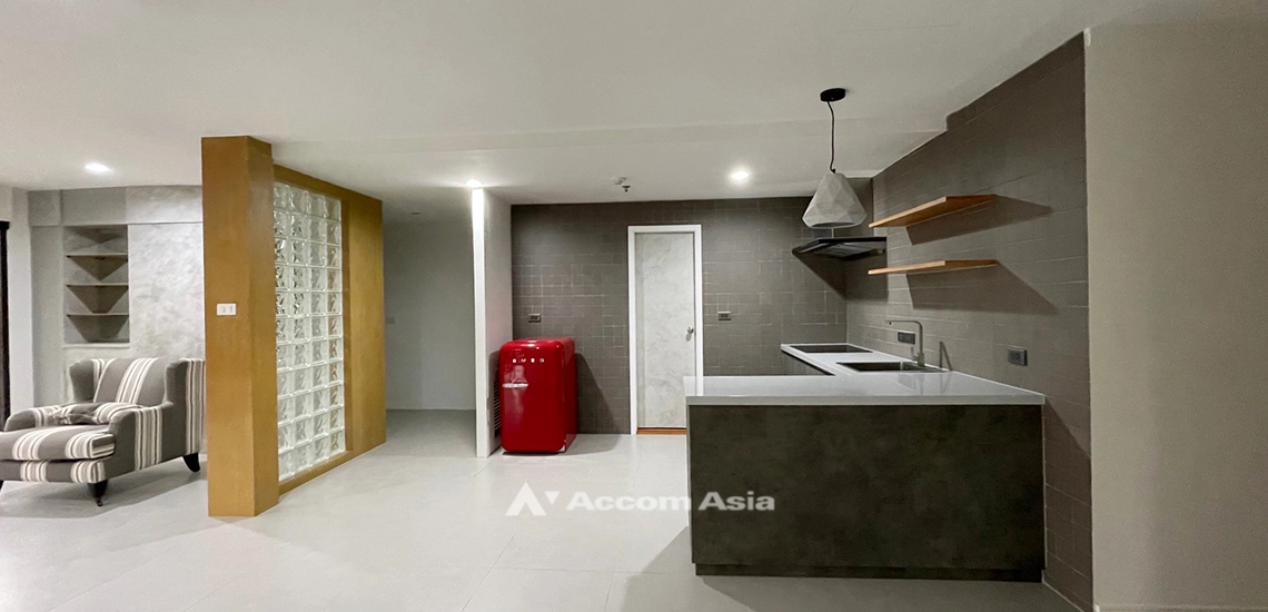 unit 2 Bedrooms  Condominium For Sale in Sukhumvit, Bangkok  (AA32127)