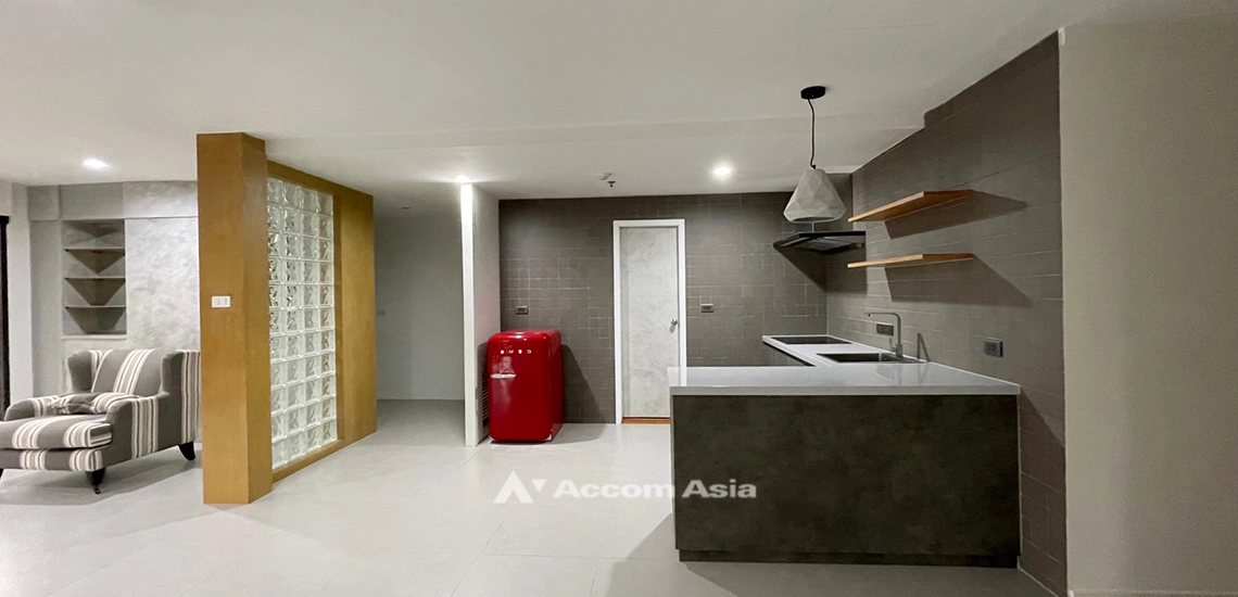  1  2 br Condominium For Sale in Sukhumvit ,Bangkok BTS Thong Lo at Waterford Park Tower 1 AA32127